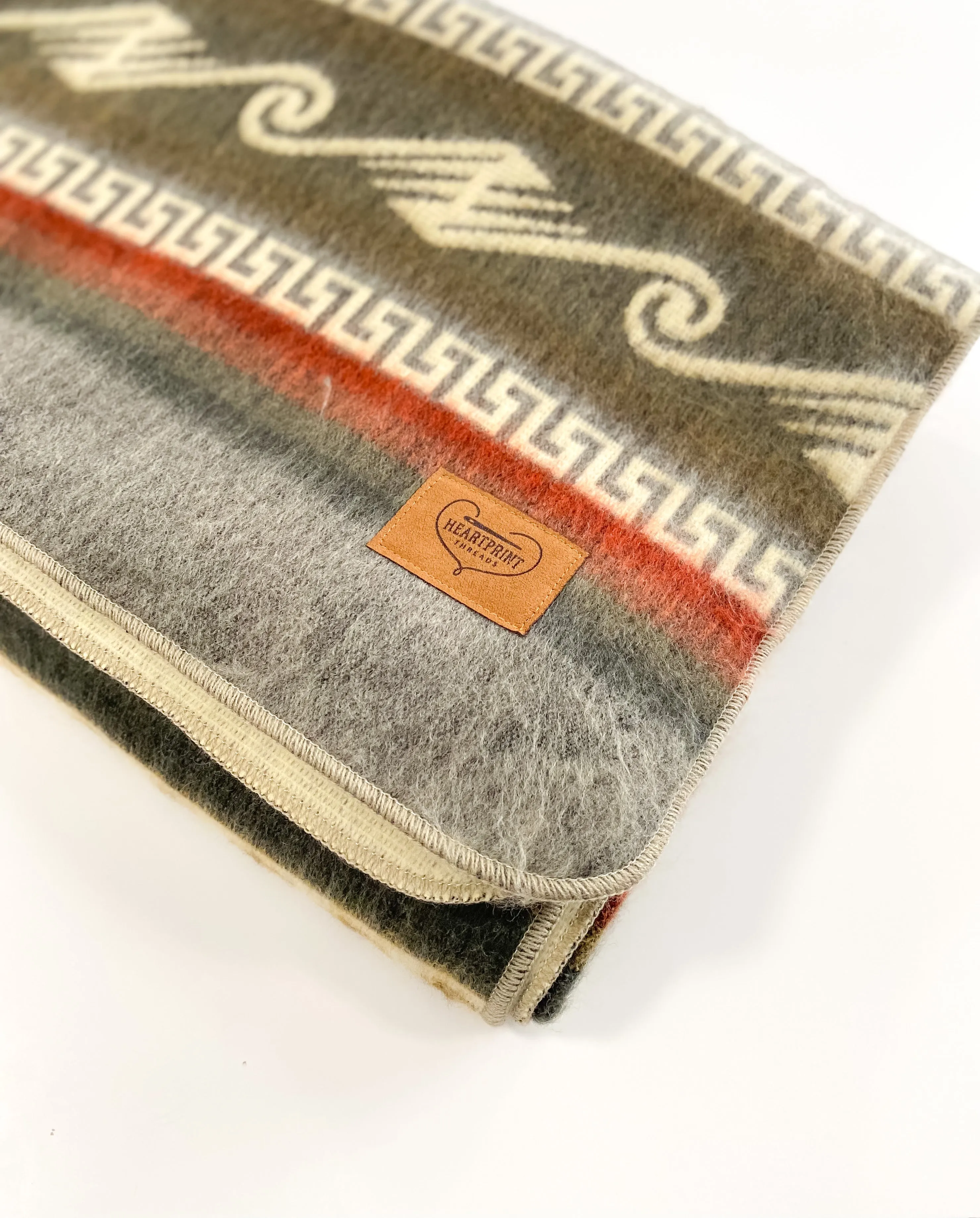 Heartprint Threads - MASKUY BLANKET - MOSAIC PEBBLE