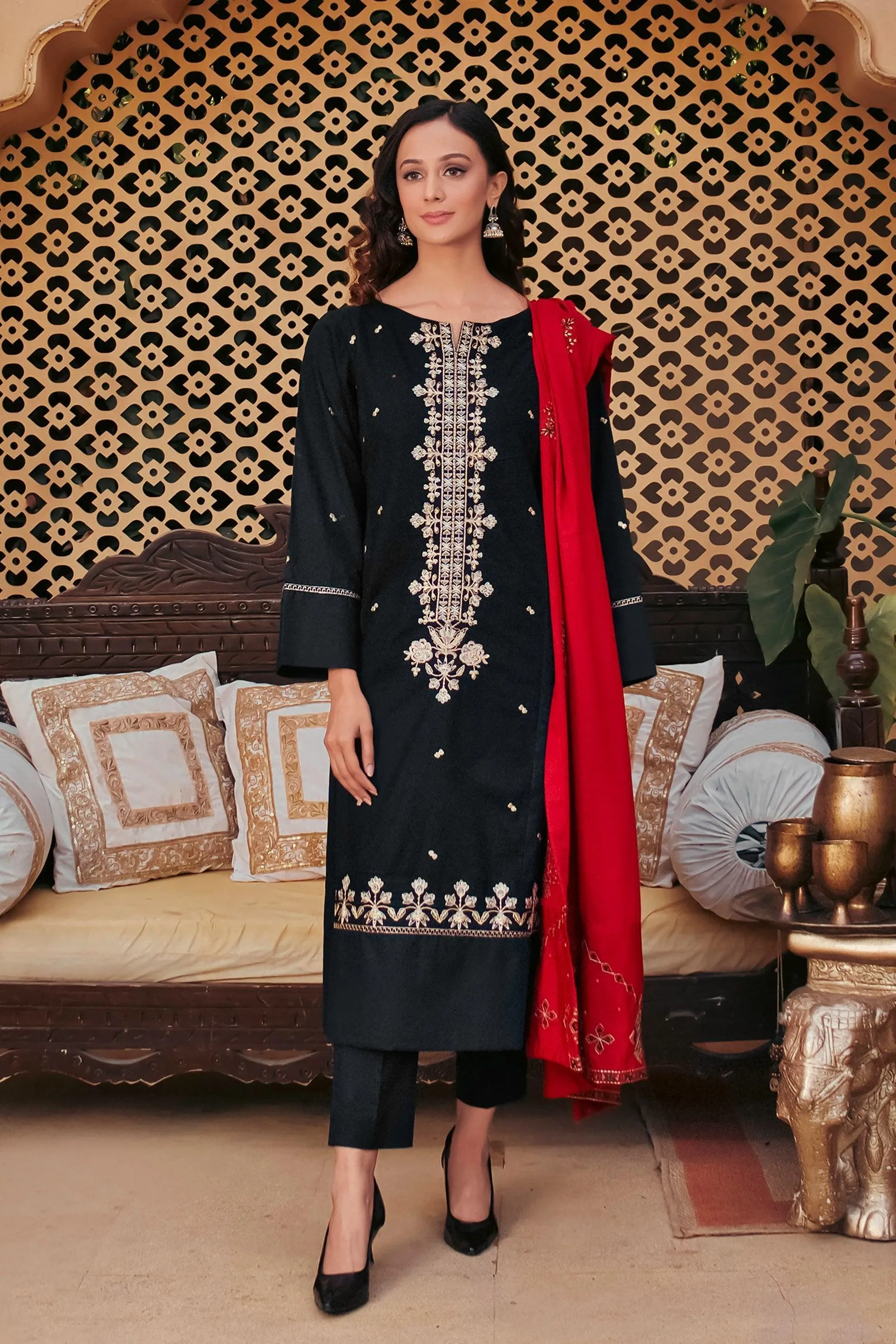 Luxurious Winter Kaari KE-00172 3-Piece Winter Set