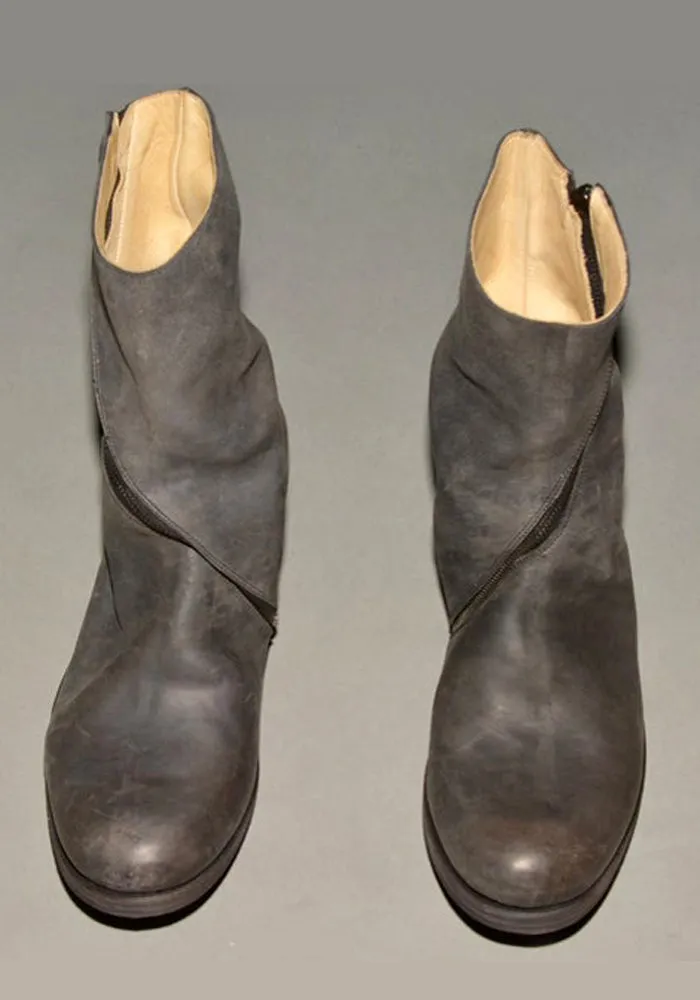 m.a  by Maurizio Amadei MENS DIAGONAL ZIPPED BOOTS BLACK